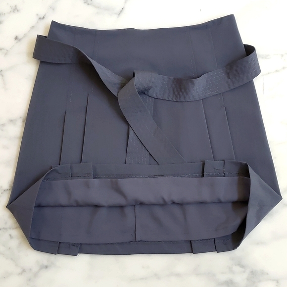 NWOT. The Limited Rayon Spandex Grey Pleated Skirt with full lining and belt. - Picture 2 of 6